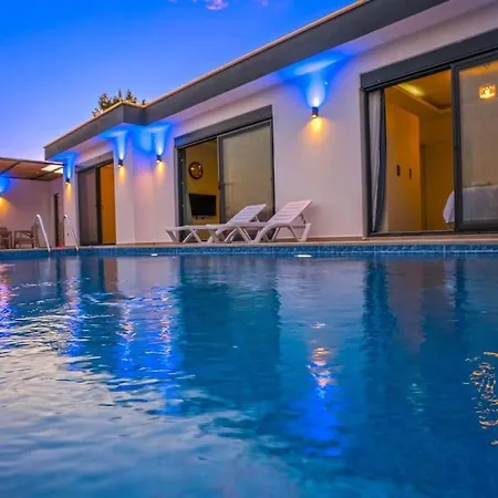 Cozy Mari With Pool In Peaceful Nature Kalkan-kas Villa Kaş